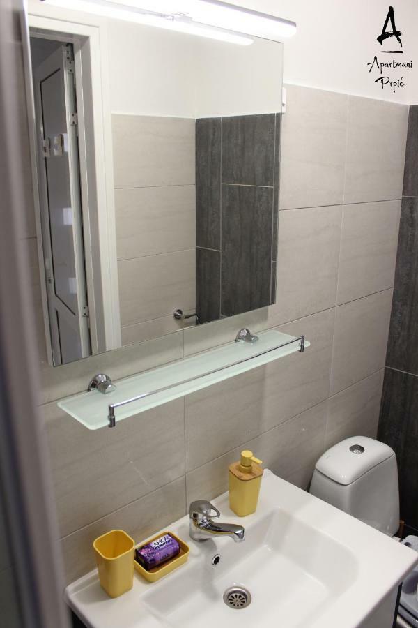 Apartmani Prpic Ražanac المظهر الخارجي الصورة